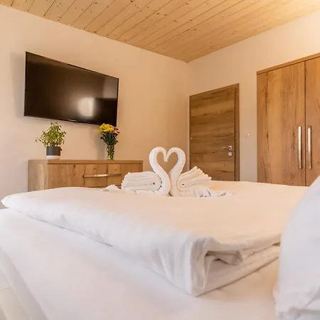 Gloria & Гостевой дом