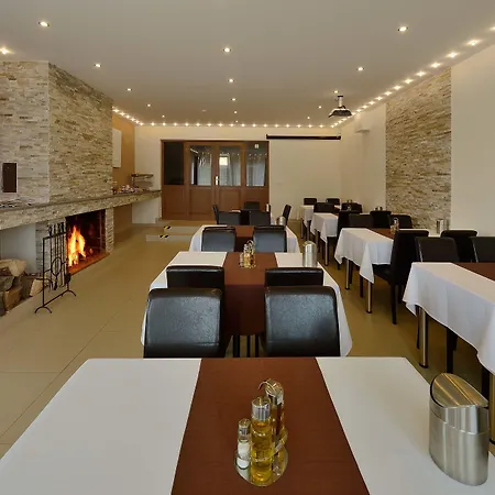 Casa de hóspedes Gloria & 3*