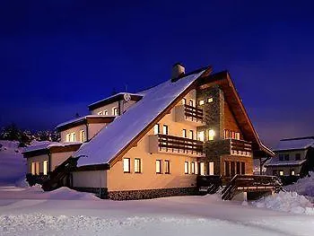 Gloria & Guest house 3*