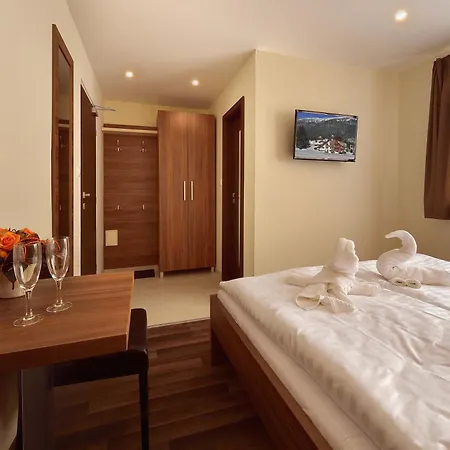 Casa de hóspedes Gloria & 3*