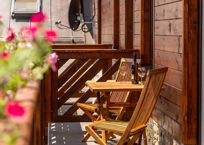 Πανσιόν Gloria &