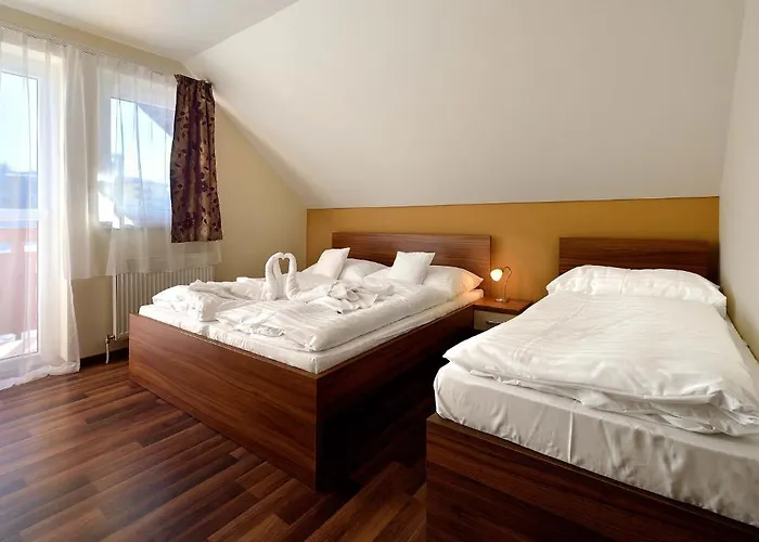 Gloria & Πανσιόν 3*